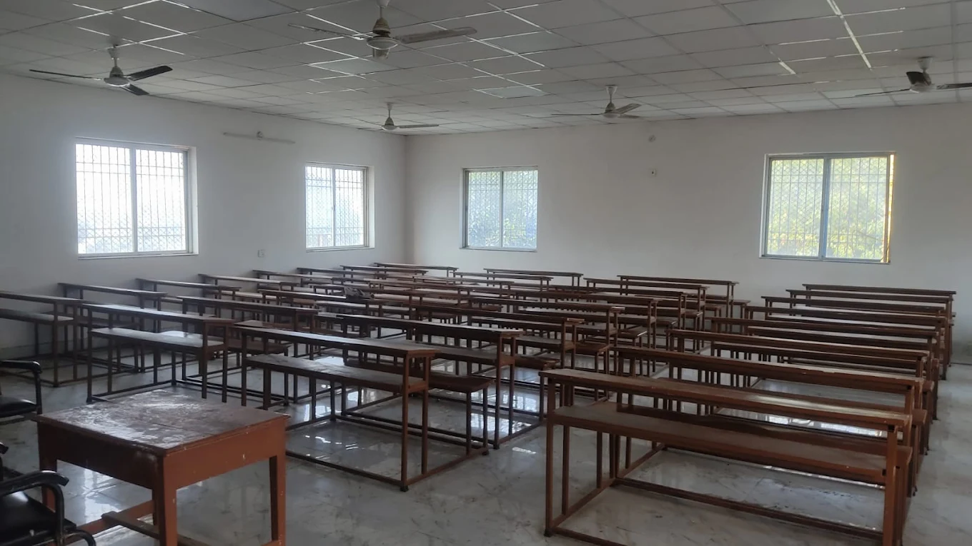 Sri Guru Gobind Singh College